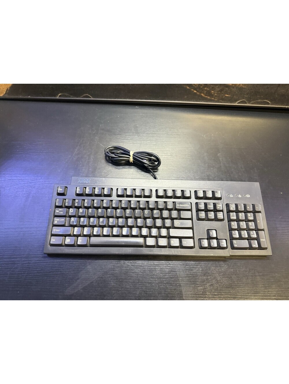 IBM KB-9910 37L2551 Black PS/2 Wired Keyboard 104-Key Tested